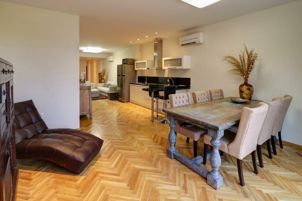 R Apartment Varna Exterior photo